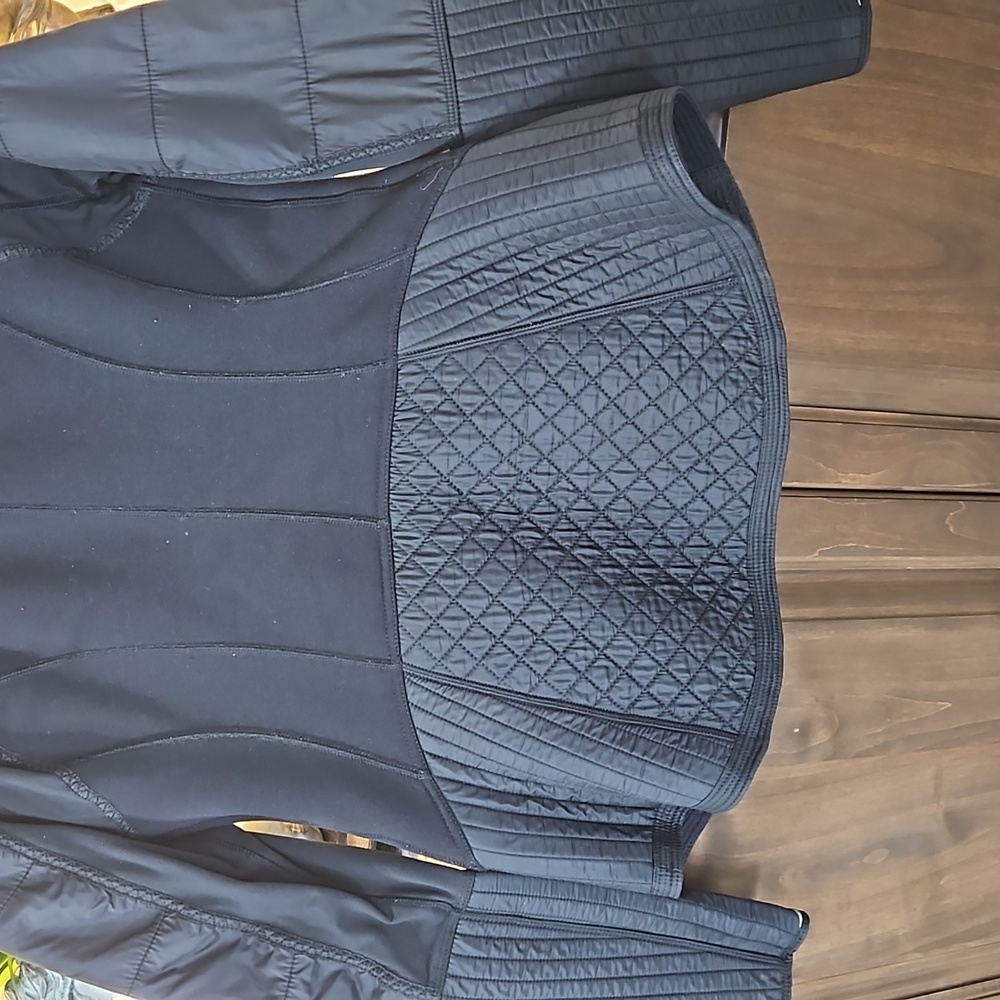 Lululemon Zip Jacket Medium - image 7